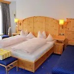 Jaegerhof Hotel 4*