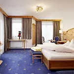 Hotel Jaegerhof 4*